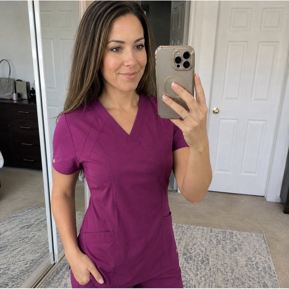 BARCO ONE Women's Power Pink Scrubs Top 50681 Size Small